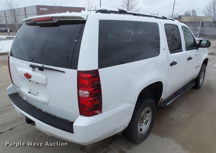 image for item DA7205 2007 Chevrolet Suburban 2500 LS  SUV