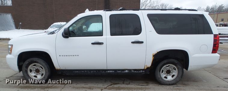 image for item DA7205 2007 Chevrolet Suburban 2500 LS  SUV