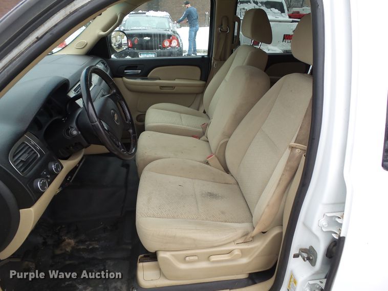 image for item DA7205 2007 Chevrolet Suburban 2500 LS  SUV