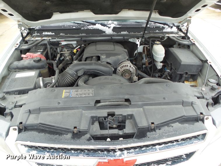 image for item DA7205 2007 Chevrolet Suburban 2500 LS  SUV