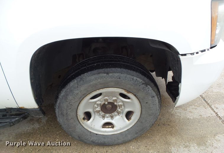 image for item DA7205 2007 Chevrolet Suburban 2500 LS  SUV