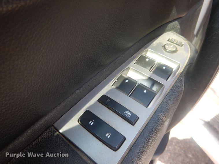 image for item DJ1295 2013 Chevrolet Silverado 1500  Ext. Cab pickup truck