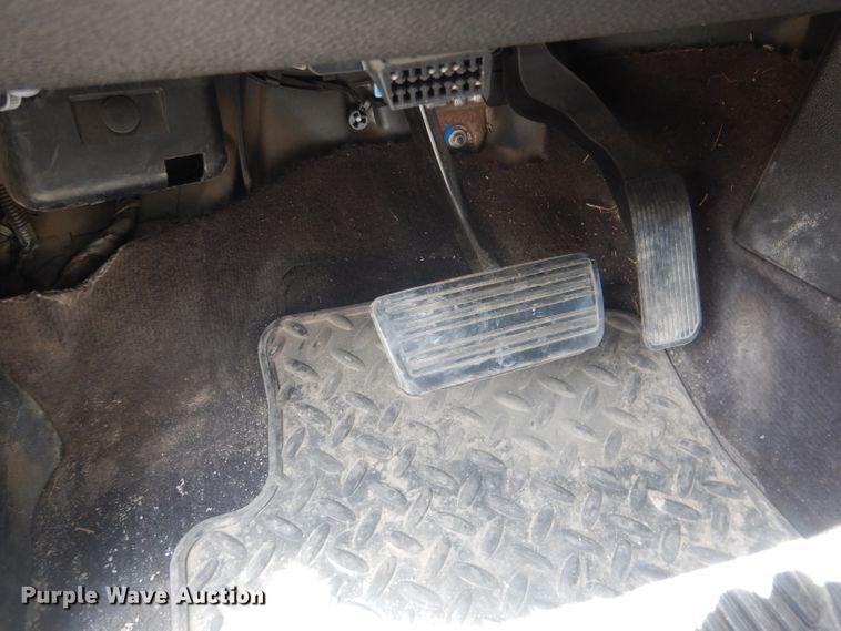 image for item DJ1295 2013 Chevrolet Silverado 1500  Ext. Cab pickup truck