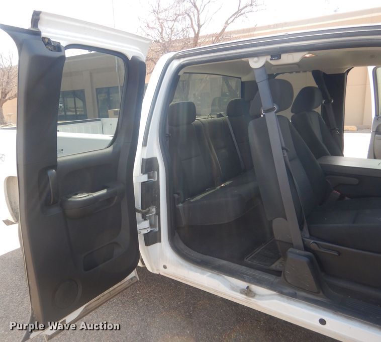 image for item DJ1295 2013 Chevrolet Silverado 1500  Ext. Cab pickup truck