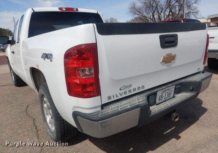 image for item DJ1295 2013 Chevrolet Silverado 1500  Ext. Cab pickup truck