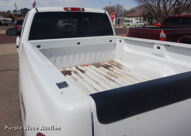 image for item DJ1295 2013 Chevrolet Silverado 1500  Ext. Cab pickup truck