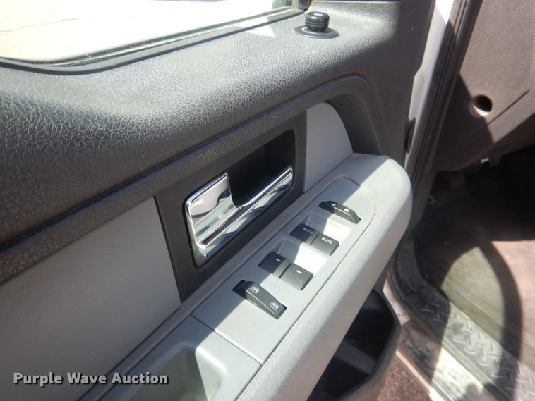 image for item DJ1296 2013 Ford F150  SuperCab pickup truck