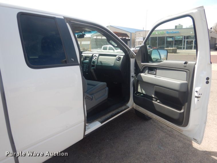 image for item DJ1296 2013 Ford F150  SuperCab pickup truck