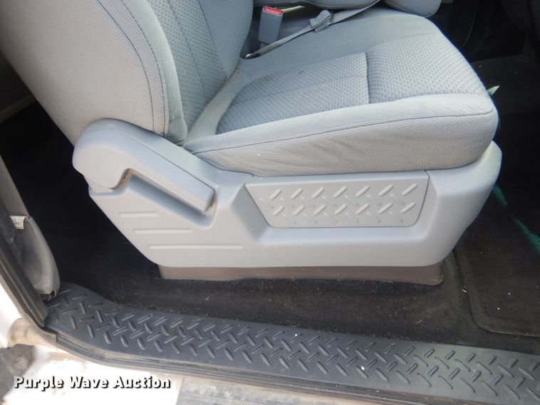 image for item DJ1296 2013 Ford F150  SuperCab pickup truck