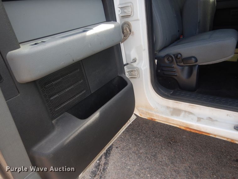 image for item DJ1296 2013 Ford F150  SuperCab pickup truck