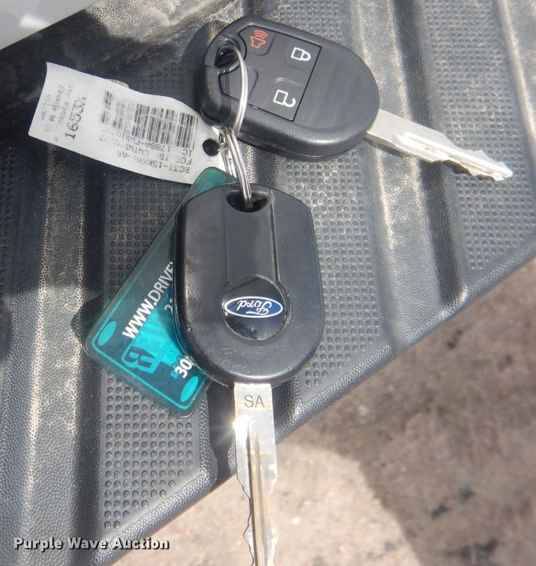 image for item DJ1296 2013 Ford F150  SuperCab pickup truck