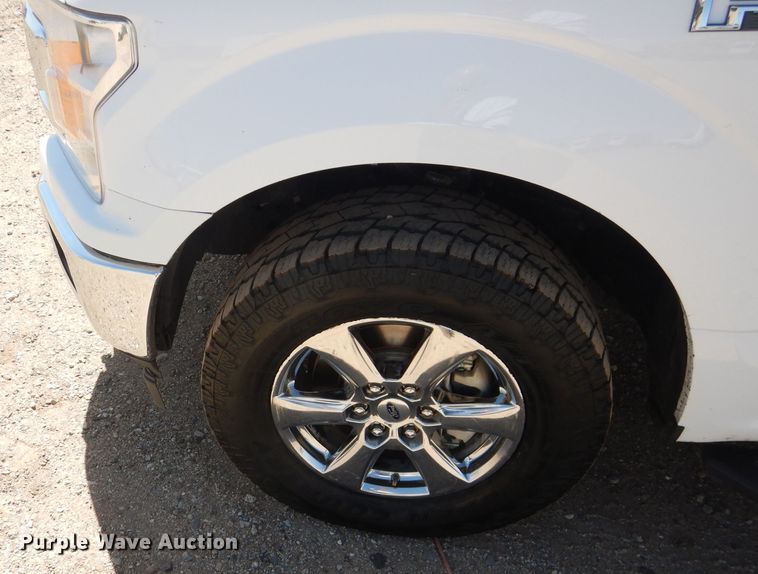 image for item DJ8948 2019 Ford F150  SuperCrew pickup truck