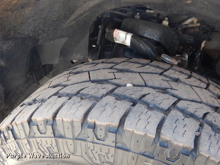 image for item DJ8948 2019 Ford F150  SuperCrew pickup truck