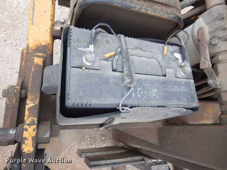 image for item DK8262 Spyder S40KDC  forklift