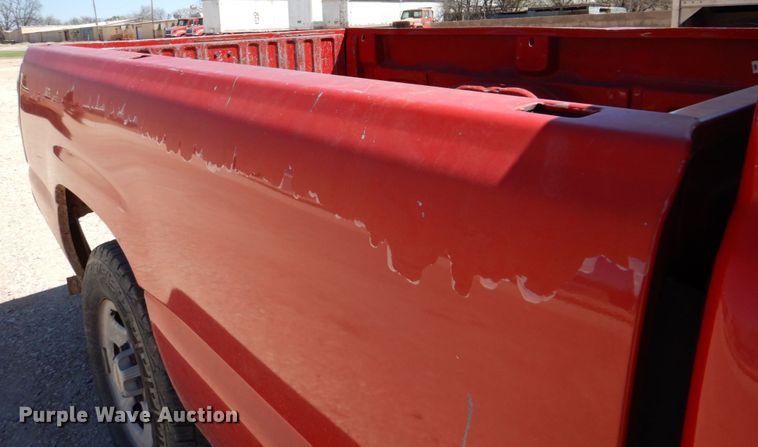 image for item DK8271 2003 Chevrolet Silverado 1500  pickup truck