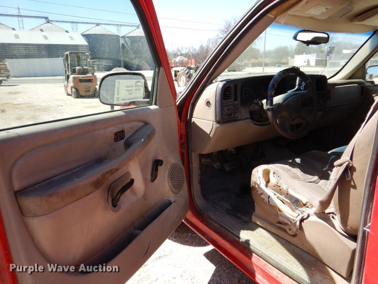 image for item DK8271 2003 Chevrolet Silverado 1500  pickup truck