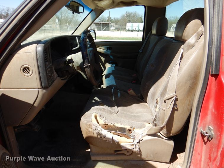 image for item DK8271 2003 Chevrolet Silverado 1500  pickup truck