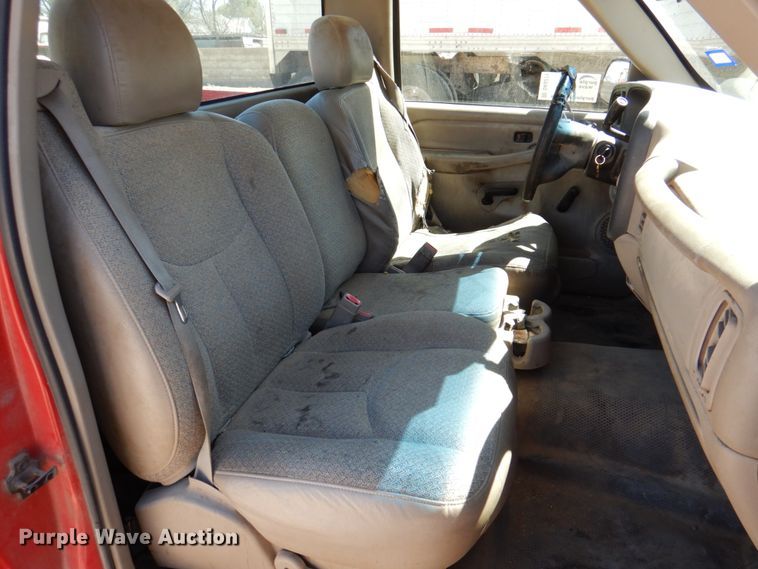 image for item DK8271 2003 Chevrolet Silverado 1500  pickup truck