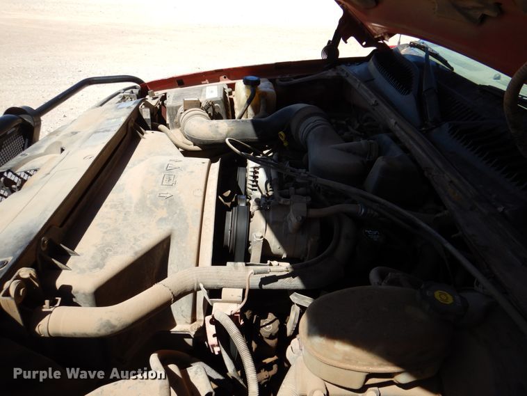 image for item DK8271 2003 Chevrolet Silverado 1500  pickup truck