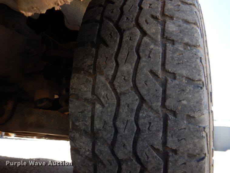 image for item DK8271 2003 Chevrolet Silverado 1500  pickup truck