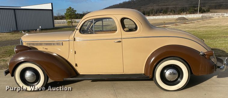 image for item DM4022 1938 Dodge Business Coupe