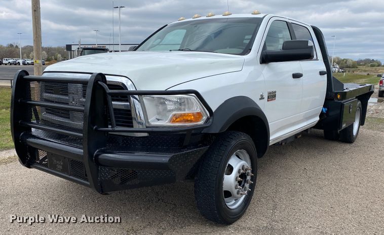 image for item DM4025 2011 Dodge Ram 5500HD  Crew Cab flatbed truck