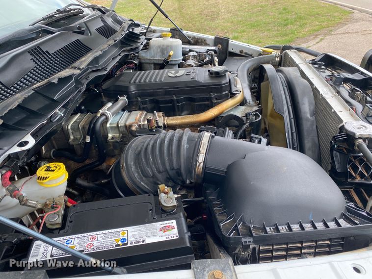 image for item DM4025 2011 Dodge Ram 5500HD  Crew Cab flatbed truck