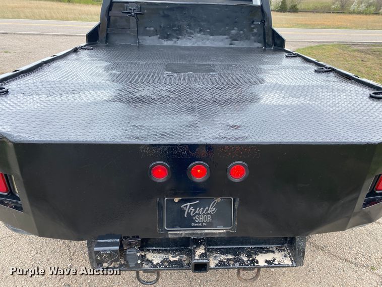 image for item DM4025 2011 Dodge Ram 5500HD  Crew Cab flatbed truck