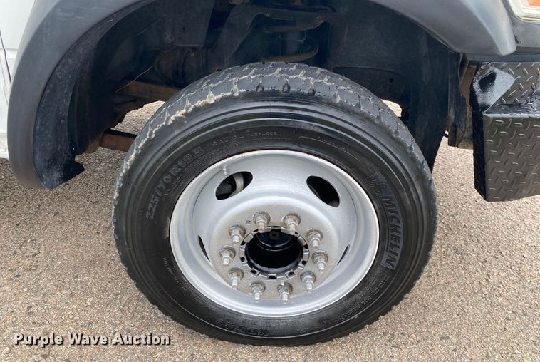 image for item DM4025 2011 Dodge Ram 5500HD  Crew Cab flatbed truck