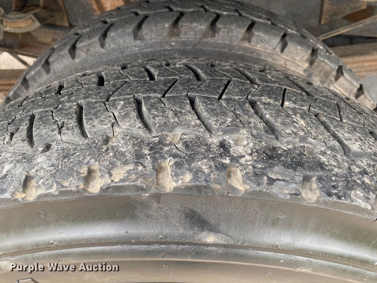 image for item DM4025 2011 Dodge Ram 5500HD  Crew Cab flatbed truck