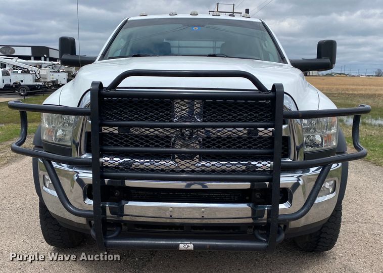 image for item DM4026 2018 Dodge Ram 4500HD  flatbed truck