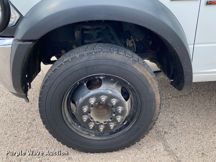 image for item DM4026 2018 Dodge Ram 4500HD  flatbed truck