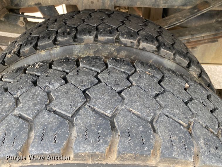 image for item DM4026 2018 Dodge Ram 4500HD  flatbed truck