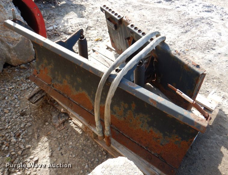 image for item DM6009 Bobcat 48" W skid steer snow plow