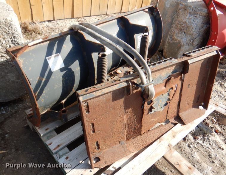 image for item DM6009 Bobcat 48" W skid steer snow plow