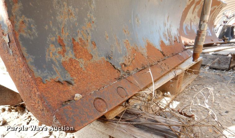 image for item DM6009 Bobcat 48" W skid steer snow plow