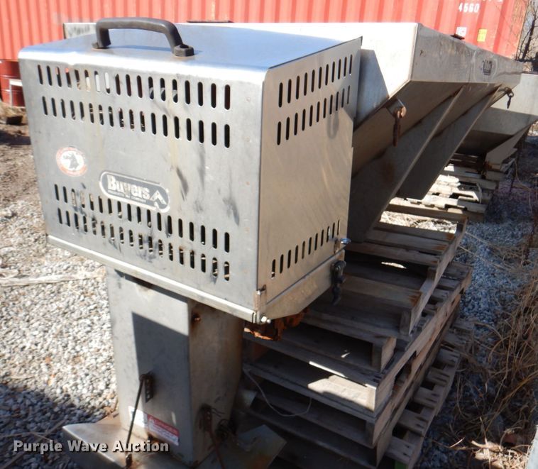 image for item DM6022 Buyers  spreader