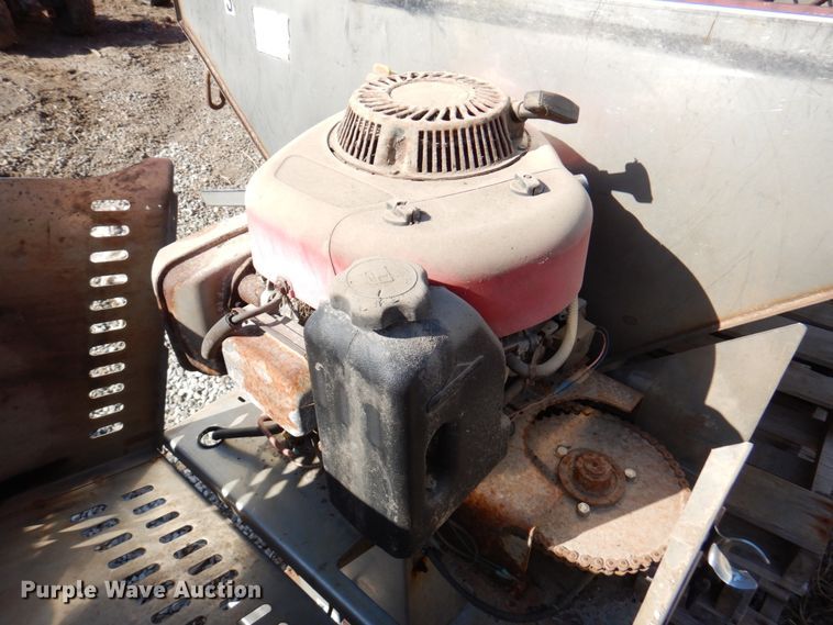 image for item DM6022 Buyers  spreader