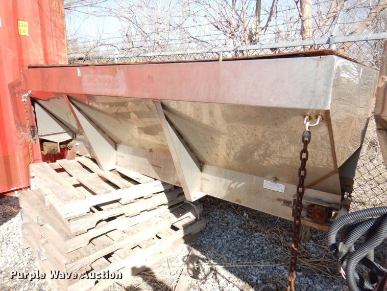 image for item DM6022 Buyers  spreader