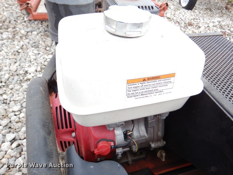 image for item DM6080 2006 Ditch Witch 1330  trencher