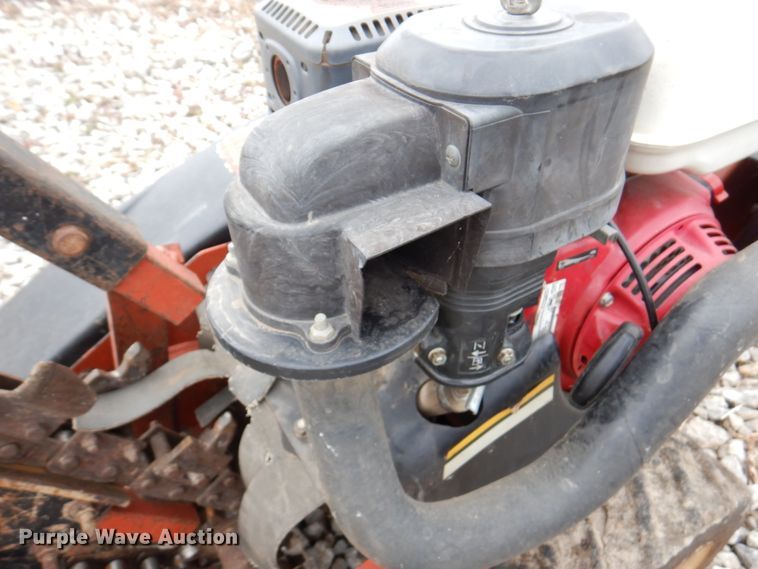 image for item DM6080 2006 Ditch Witch 1330  trencher