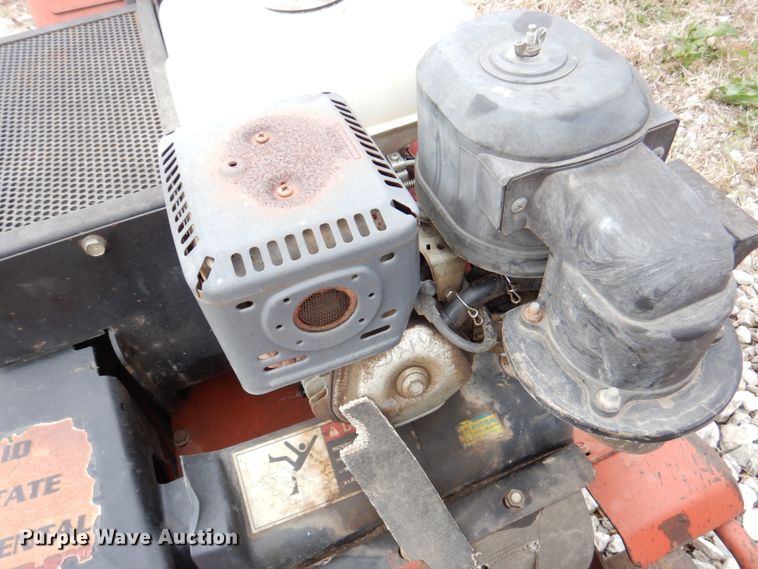 image for item DM6080 2006 Ditch Witch 1330  trencher
