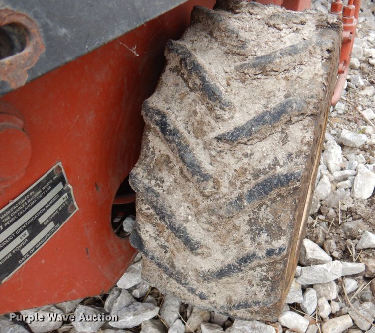 image for item DM6080 2006 Ditch Witch 1330  trencher