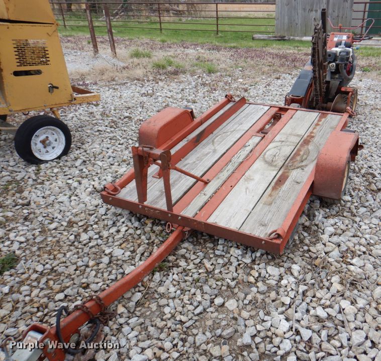image for item DM6080 2006 Ditch Witch 1330  trencher