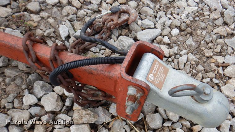 image for item DM6080 2006 Ditch Witch 1330  trencher