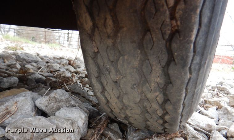 image for item DM6080 2006 Ditch Witch 1330  trencher