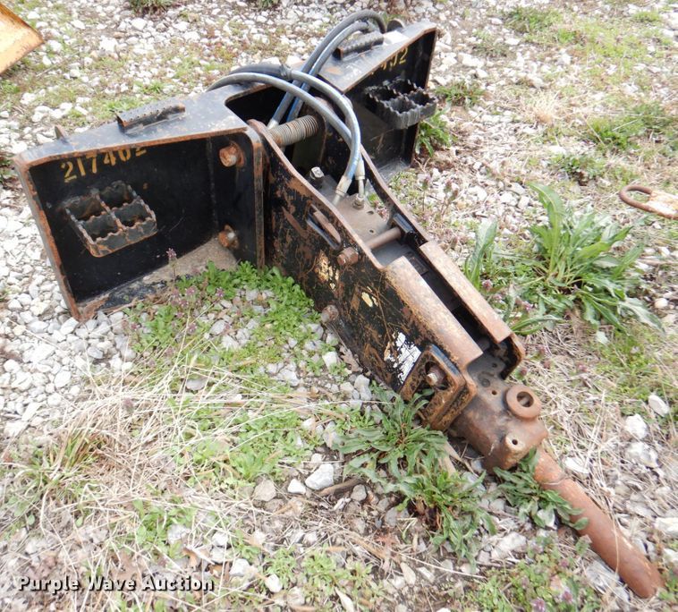 image for item DM6082 Huskie HH500-2 skid steer breaker