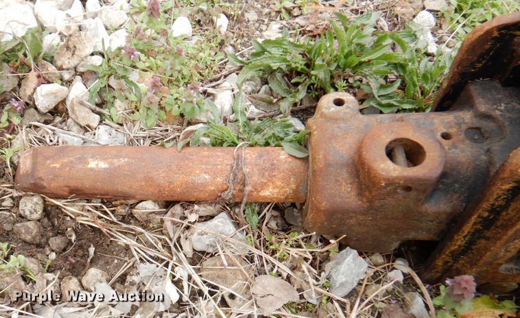 image for item DM6082 Huskie HH500-2 skid steer breaker