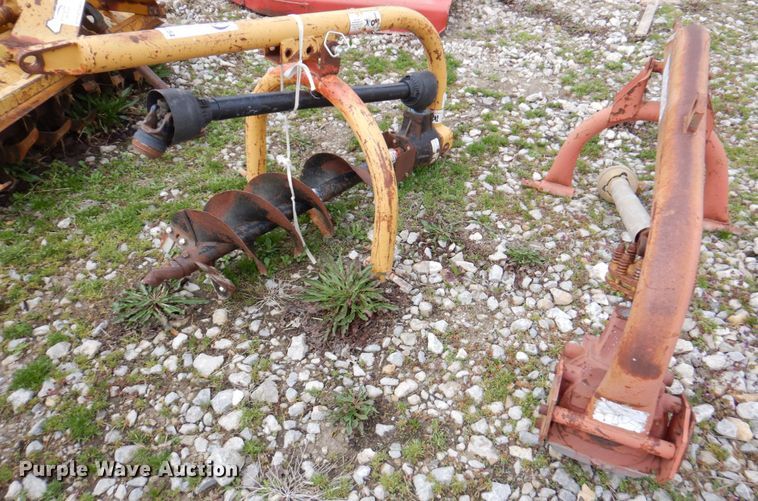 image for item DM6084 (2) post hole augers