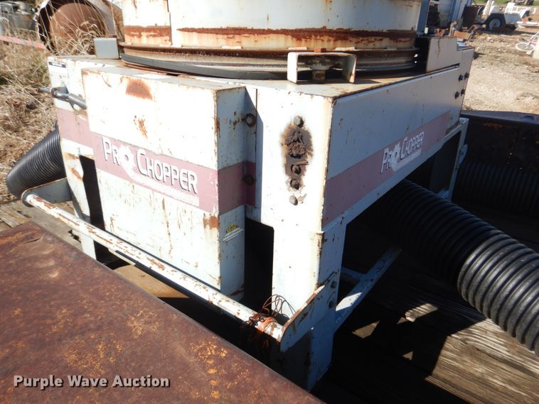 image for item DM7259 Pro-Chopper  straw blower